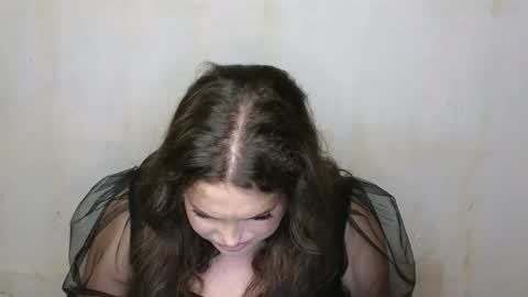Snapshot of vladacandy chatting on 6, 5, 2026 VladaCandy online show from 6, 5, 2026