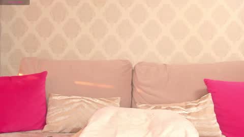 Snapshot of vladax555 chatting on 10, 4, 2026 VLADAX555 online show from 10, 4, 2026