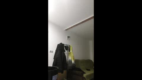 Snapshot of vladumyr chatting on 17, 12, 2025 vladumyr online show from 17, 12, 2025