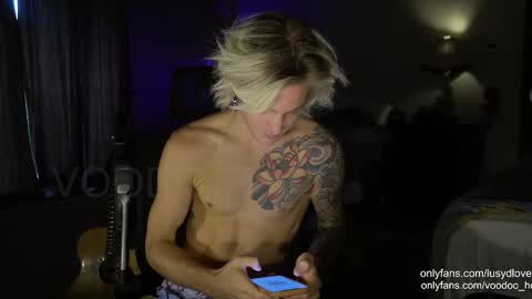 Voodoo and Lucy online show from 26, 9, 2025