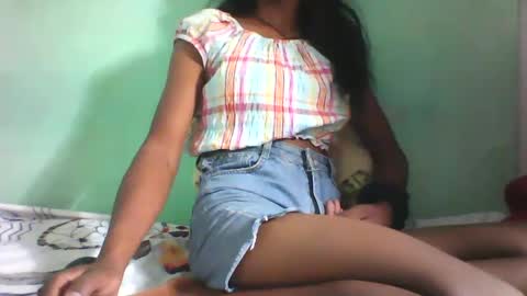 Snapshot of vounialdy chatting on 5, 2, 2025 vounialdy online show from 5, 2, 2025