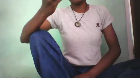 Snapshot of vounialdy chatting on 8, 2, 2025 vounialdy online show from 8, 2, 2025