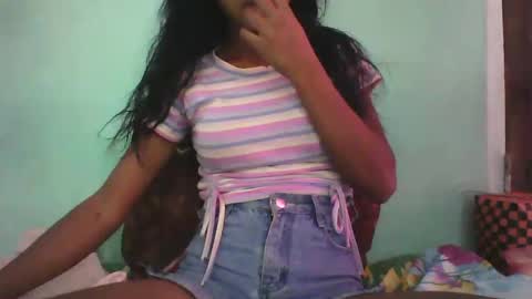 Snapshot of vounialdy chatting on 24, 2, 2025 vounialdy online show from 24, 2, 2025