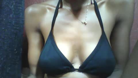 Snapshot of vounialdy chatting on 15, 4, 2026 vounialdy online show from 15, 4, 2026