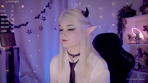 vronnier online show from 20, 11, 2025