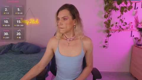 Vikky online show from 6, 3, 2025