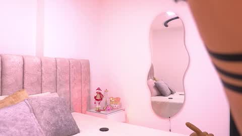 Snapshot of vvioleta_ chatting on 19, 12, 2025 Violeta online show from 19, 12, 2025