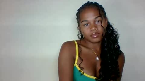 vynarahot online show from 7, 5, 2026