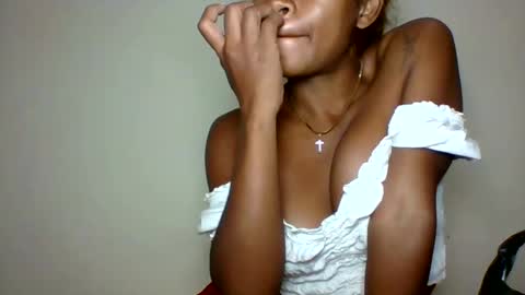 Snapshot of vynarahot chatting on 29, 7, 2026 vynarahot online show from 29, 7, 2026