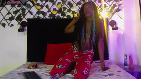 Snapshot of vzoeycooper chatting on 20, 9, 2025 Zoey online show from 20, 9, 2025