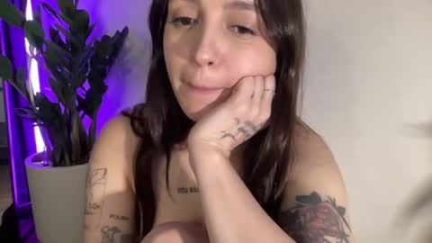 Alice  Before pvt write to me in PM  online show from 1, 3, 2025