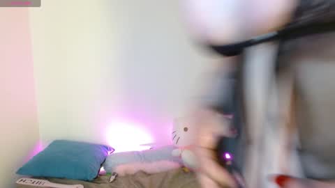 kitty SUPORT ME AND MY BABY SINGLE MOMY online show from 7, 12, 2024