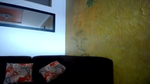 Snapshot of wade_wil chatting on 26, 6, 2026 wade and antonella online show from 26, 6, 2026