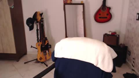 John online show from 5, 10, 2025