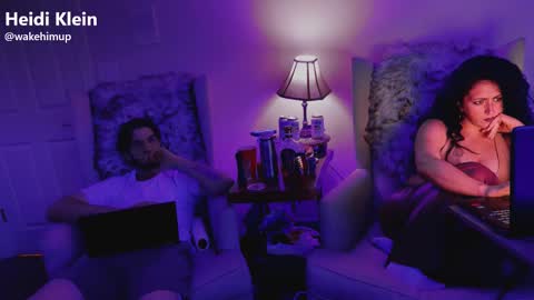 Snapshot of wakehimup chatting on 18, 11, 2025 wakehimup online show from 18, 11, 2025