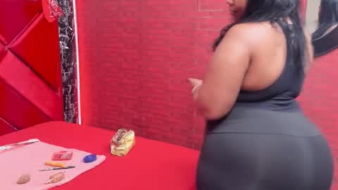 Snapshot of waleskabbw_ass chatting on 20, 11, 2025 waleska online show from 20, 11, 2025