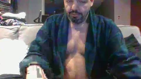 walker033 online show from 7, 3, 2025