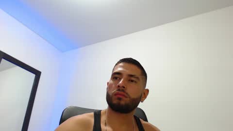 Snapshot of walter_brownn01 chatting on 19, 1, 2025 WALTER BROWN  online show from 19, 1, 2025