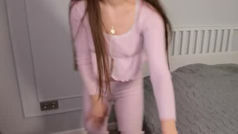 wandaburn online show from 6, 12, 2024