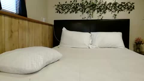 Snapshot of wanderlustgaal chatting on 14, 11, 2025 wanderlustgaal online show from 14, 11, 2025