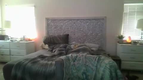 wantmymantofukme online show from 9, 9, 2025