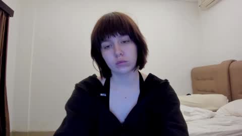 Snapshot of warm_june chatting on 11, 12, 2024 June online show from 11, 12, 2024