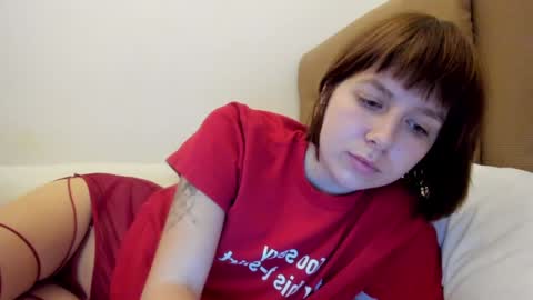 Snapshot of warm_june chatting on 22, 1, 2025 June online show from 22, 1, 2025