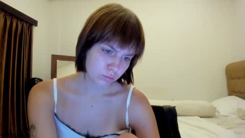 Snapshot of warm_june chatting on 4, 2, 2025 June online show from 4, 2, 2025