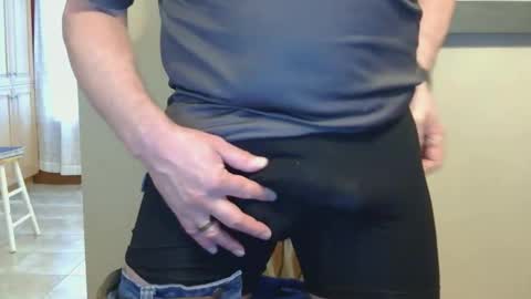 Snapshot of watchin_u_2 chatting on 29, 5, 2026 watchin_u_2 online show from 29, 5, 2026