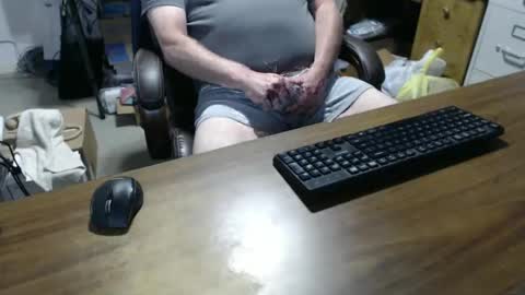 Snapshot of watchmesmile451 chatting on 19, 10, 2025 watchmesmile451 online show from 19, 10, 2025