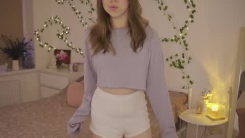 Snapshot of watermelon_sugar_ chatting on 7, 3, 2026 Tess Pls support me with Can we reach 155 my favorite number online show from 7, 3, 2026