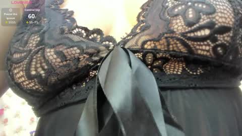 Milf Latina online show from 8, 6, 2026