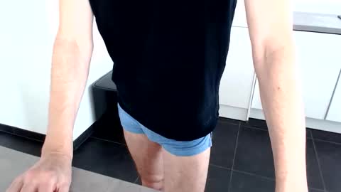 wave3210 online show from 28, 9, 2025