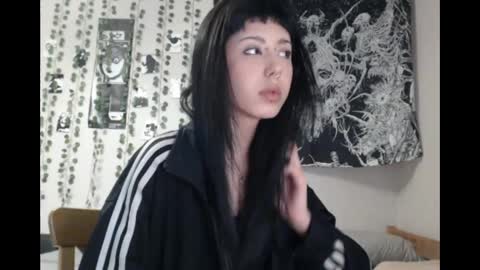 Mina online show from 14, 4, 2026