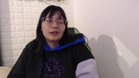 Snapshot of we_n_you chatting on 6, 3, 2025 Trixie 3 online show from 6, 3, 2025