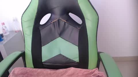 Trixie 3 online show from 12, 4, 2026