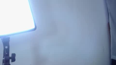 Snapshot of we_we77 chatting on 26, 10, 2025 we_we77 online show from 26, 10, 2025