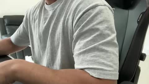 Weapon X online show from 17, 11, 2025