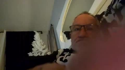 webcamateurs online show from 5, 12, 2025