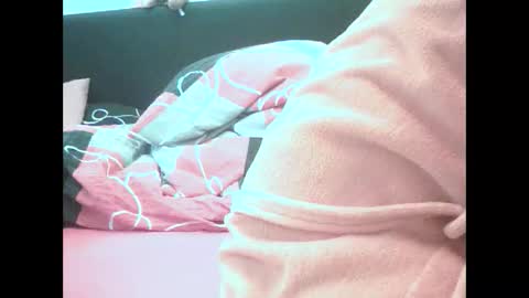 Snapshot of webcammanpvt chatting on 2, 1, 2025 Daddy online show from 2, 1, 2025