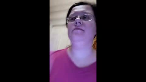 Snapshot of webgirl2 chatting on 4, 2, 2025 Marina online show from 4, 2, 2025