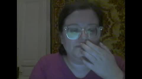 Snapshot of webgirl2 chatting on 24, 9, 2025 Marina online show from 24, 9, 2025