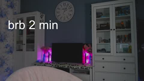 Snapshot of weed_princesss chatting on 24, 1, 2025  moon  online show from 24, 1, 2025