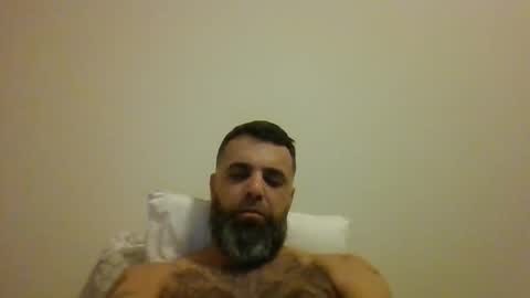 Snapshot of weezy210 chatting on 25, 10, 2025 Weezy online show from 25, 10, 2025