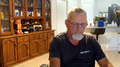 Wellhelloo online show from 14, 5, 2026