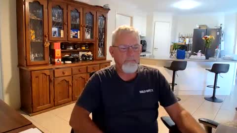 Wellhelloo online show from 15, 5, 2026