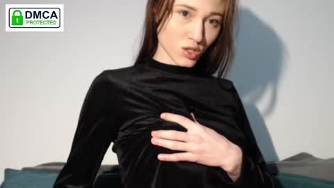Snapshot of weltmilen chatting on 29, 10, 2025 Milena online show from 29, 10, 2025