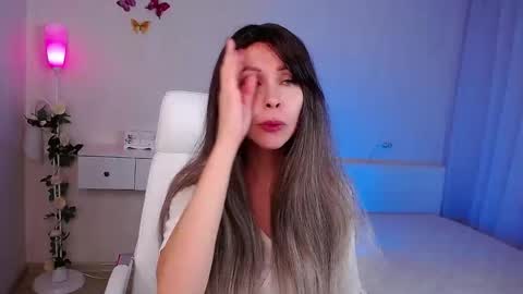 Snapshot of wendifoster chatting on 10, 11, 2025 Wendi Foster online show from 10, 11, 2025