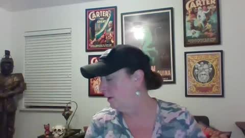 Snapshot of wendycu chatting on 6, 1, 2025 WendyCU online show from 6, 1, 2025