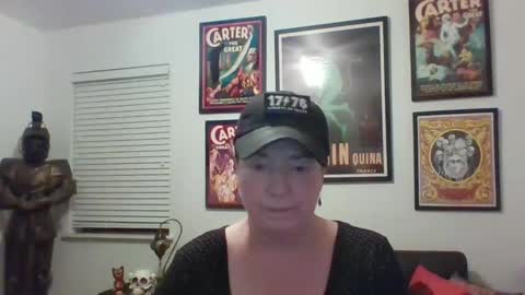Snapshot of wendycu chatting on 4, 2, 2025 WendyCU online show from 4, 2, 2025
